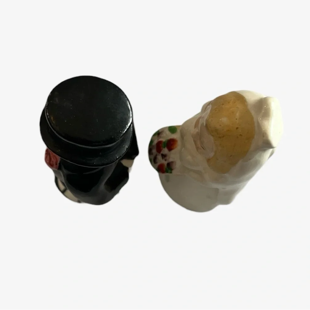 Vintage Bride and Groom Ceramic Cake Toppers Occupied Japan